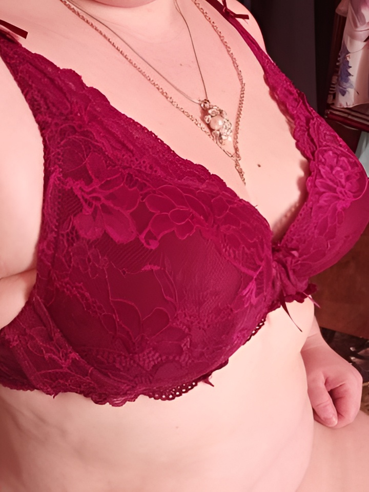 София привлекальеная девушка из Надыма цена от 3000 руб