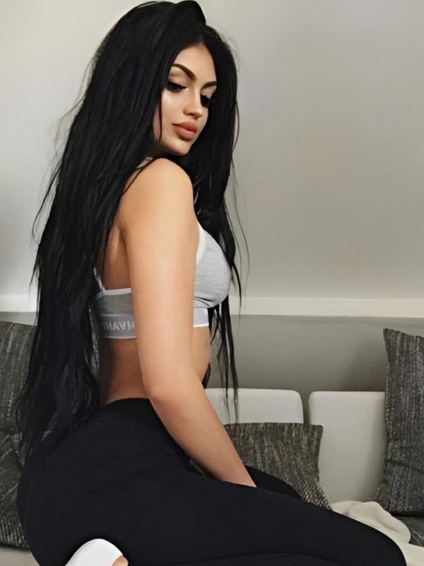 Нелли привлекательная девушка из Надыма цена от 3000 руб