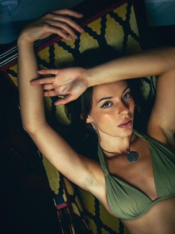 Эми привлекательная девушка из Надыма цена от 7000 руб